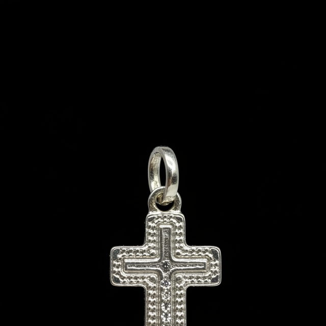 Pingente Cruz Delicada Masculina em Prata 925 | SVAL